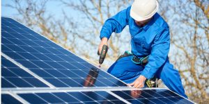 Installation Maintenance Panneaux Solaires Photovoltaïques à Saint-Laurent-de-Belzagot